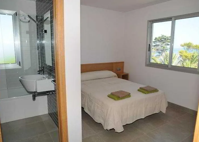 Apart-hotel Bravosol